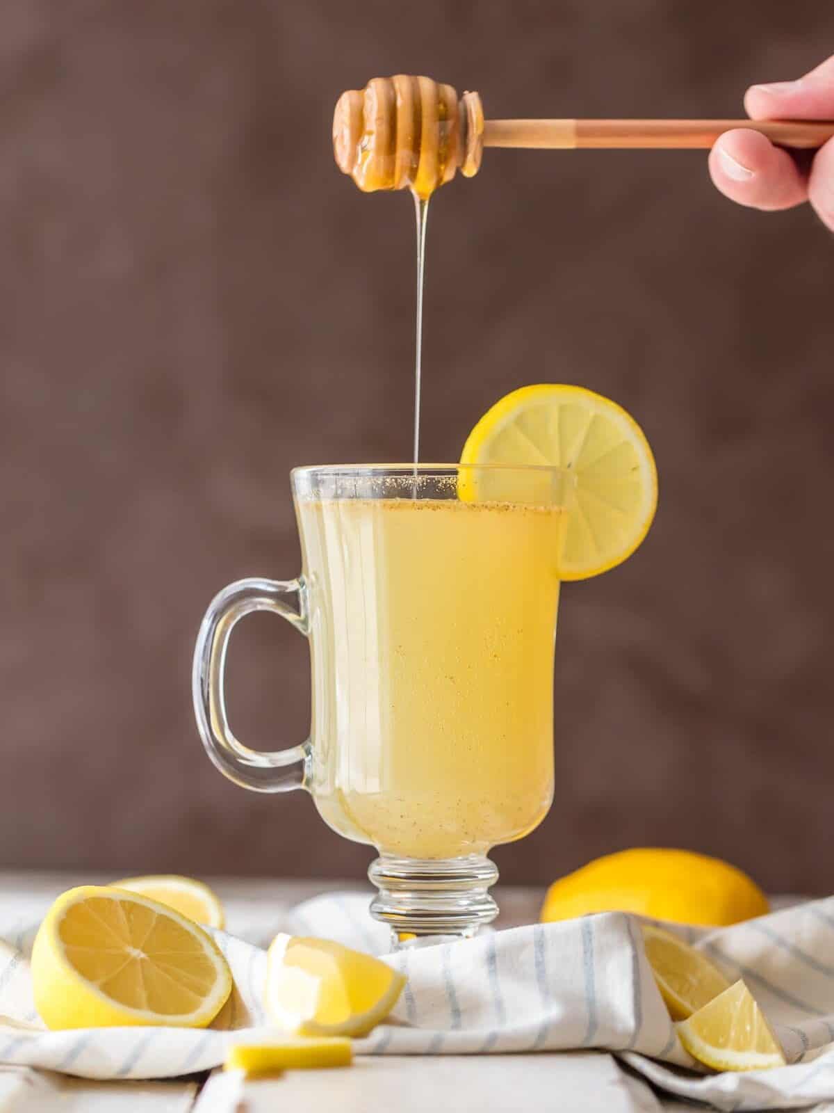 Lemon and Honey Detox Drink